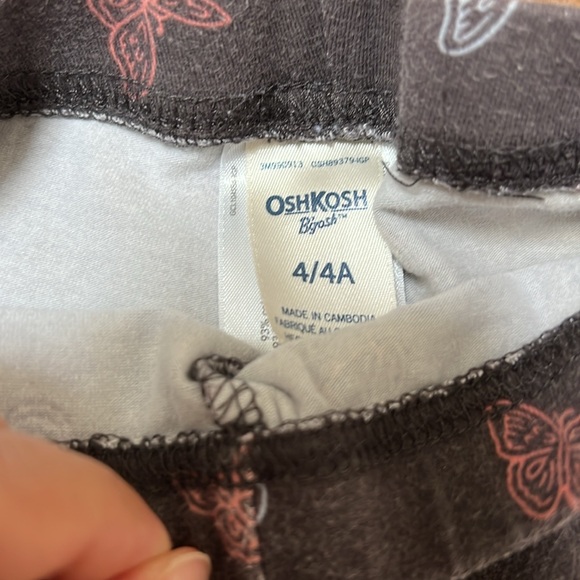 Lots of clothes ranging from 3T-5T - brands vary - Picture 10 of 16